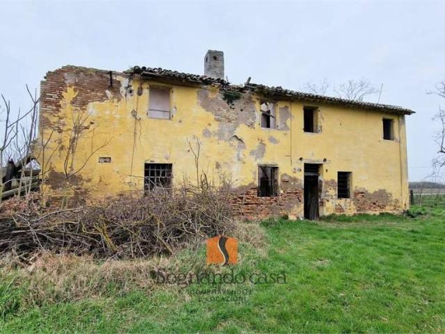 Rustico/casale/corte in vendita a Ravenna, Sant'Alberto
