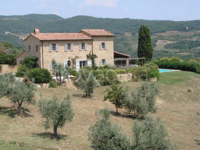 Rustico/casale/corte in vendita a Riparbella