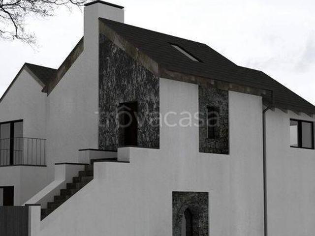 Rustico/casale/corte in vendita a Rocchetta a Volturno piazza Dell'Emigrante
