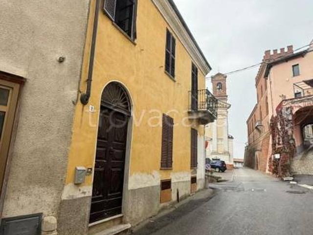 Rustico/casale/corte in vendita a Sala Monferrato via Roma, 8