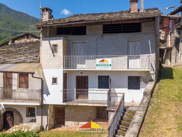 Rustico/casale/corte in vendita a Sampeyre