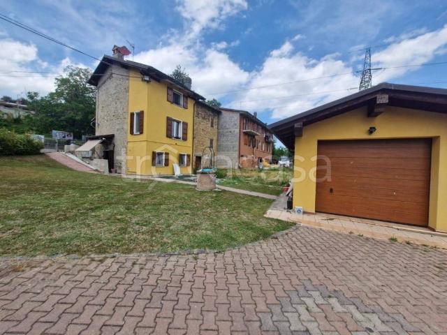 Rustico/casale/corte in vendita a Serramazzoni via Selva, 134