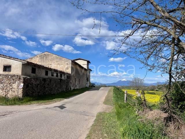 Rustico/casale/corte in vendita a Solferino