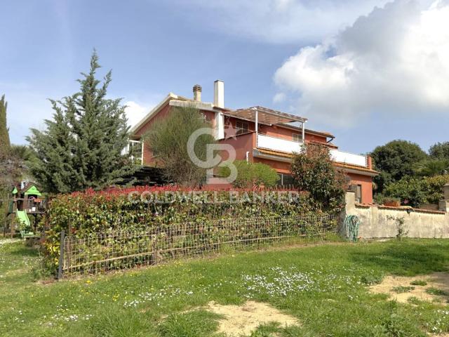 Rustico/Casale/Corte in vendita a Tarquinia, Campagna