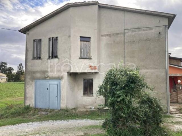Rustico/casale/corte in vendita a Tribano via Stortola, 21