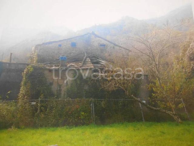 Rustico/casale/corte in vendita a Varese Ligure