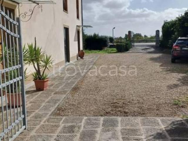 Rustico/casale/corte in vendita ad Agliana via selva