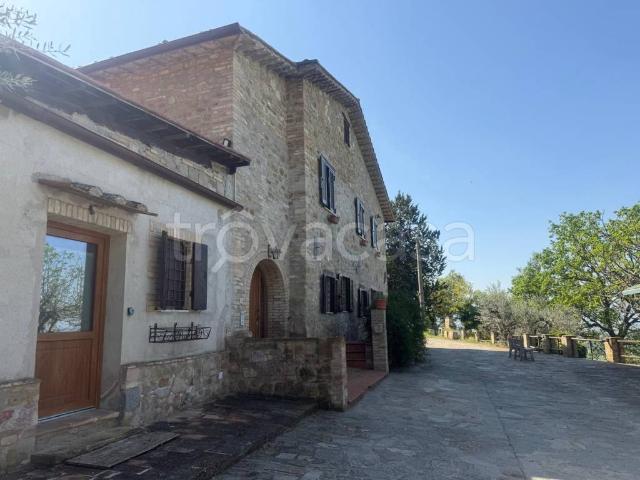 Rustico/casale/corte in vendita ad Assisi via Vaiano