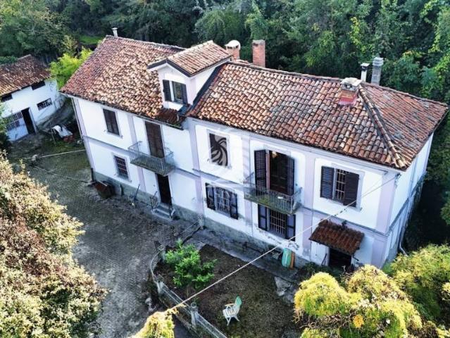 Rustico/casale/corte in vendita ad Asti, Corso Alba Variglie
