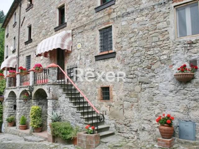 Rustico/casale/corte in vendita ad Avola via Alfredo Catalani