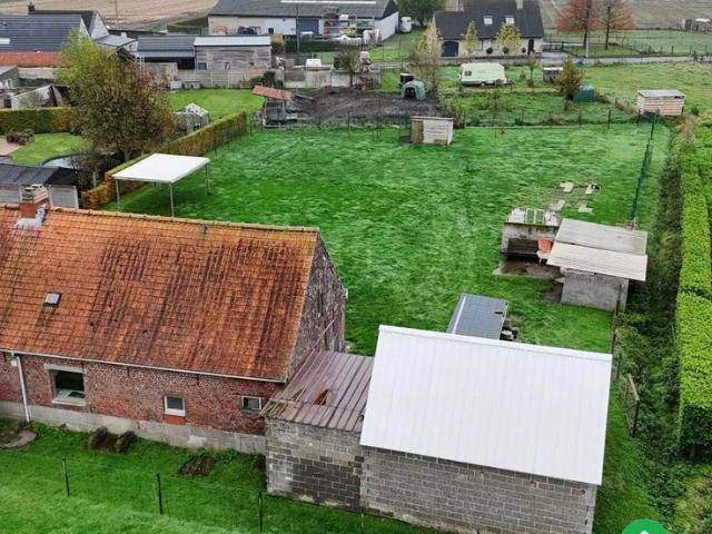 Rustig gelegen te renoveren woning in Torhout
