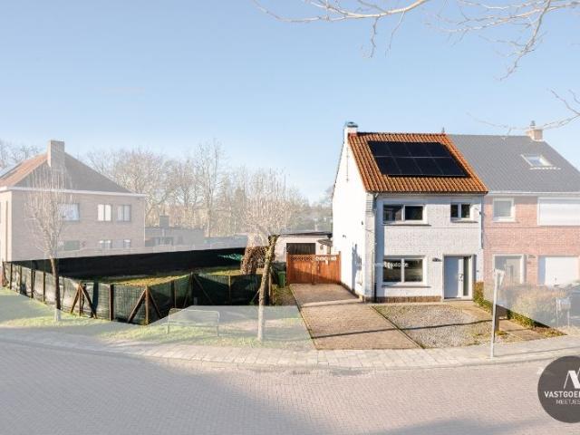Rustig gelegen woning op 512m² te Eeklo