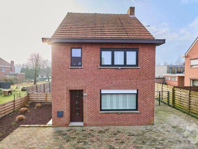 Rustig gelegen woning met 3 slaapkamers!