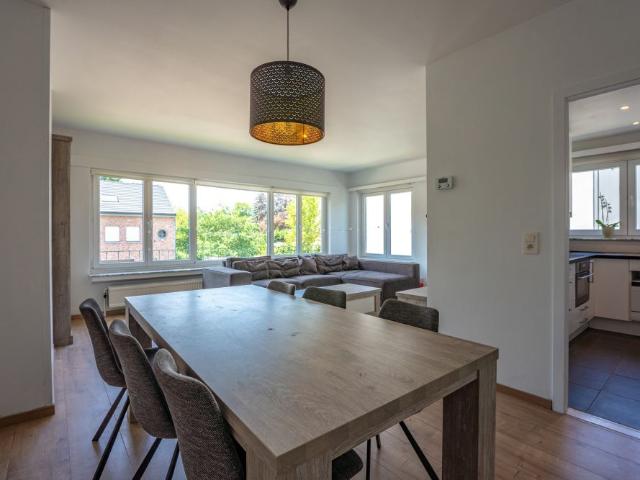 Rustig gelegen appartement met terras en garagebox!