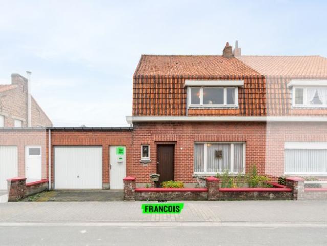 Rustig gelegen gezinswoning te koop