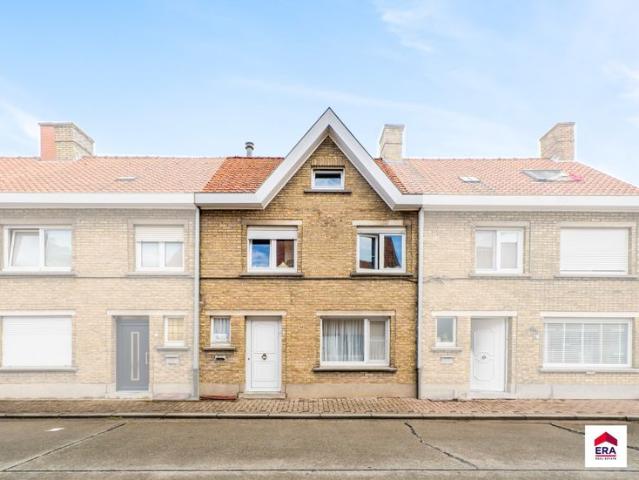 Rustig gelegen instapklare woning met 3slpk te Ingelmunster!