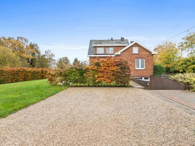 Rustig en in het groen gelegen woning met mogelijkheden