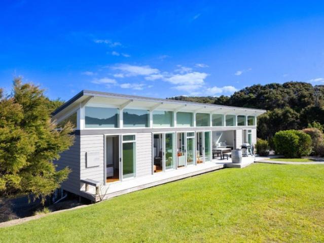 russell, 2 bedrooms