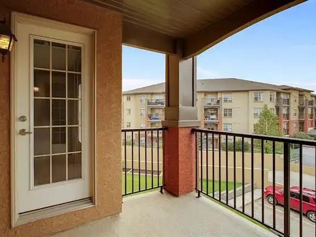RUTHERFORD CONDO 2 bedroom Available