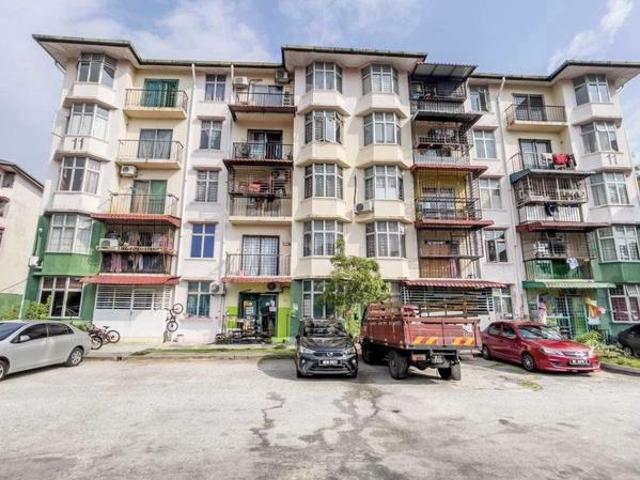 Ruvena Villa Apartment Puchong 700sf Putra Perdana Full Loan Cashback