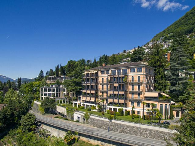 Ruvigliana In affitto 6.5 locali immerso nel verde e con splendida vista lago.