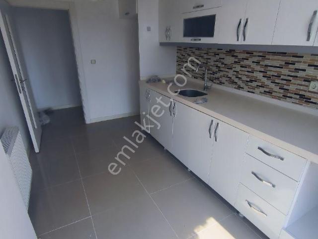 Rüzgar Emlaktan Kızılpınarda 2+1 Kiralık Daire
