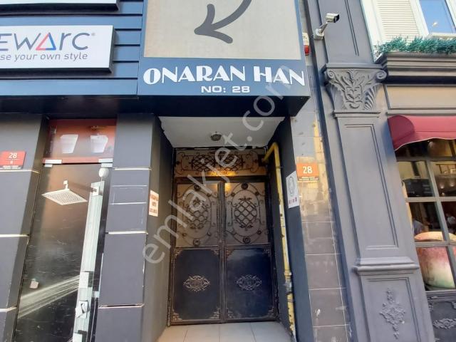 Rüzgarlı Caddesi Onaran İş Hanı Satılık Ofis
