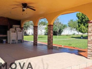 RZ LUJOSA QUINTA EN VENTA EN VILLAS CAMPESTRE NL