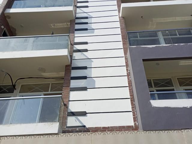 Rzone Homes 2 Bedroom 1050 Sq. Ft. Builder Floor in Sector 73 Noida Listing ID: #9918