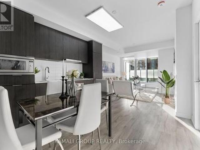 S709 8 Olympic Garden Drive, Toronto, ON, M2M 0B9 condo for sale | Listing ID C11946 | Royal LePage