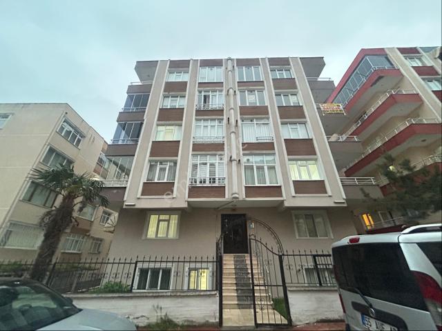 ! Sınırsız Kredi ! Mükkemel Konumda Satılık 3+1 Daire