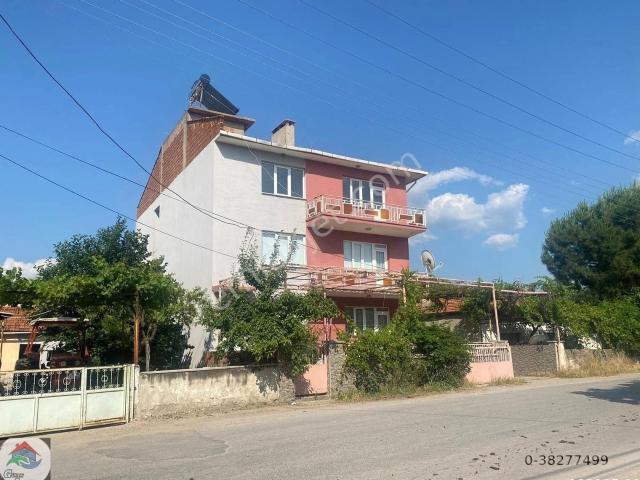 Sındırgıda Komple Satılık 3 Katlı Daire