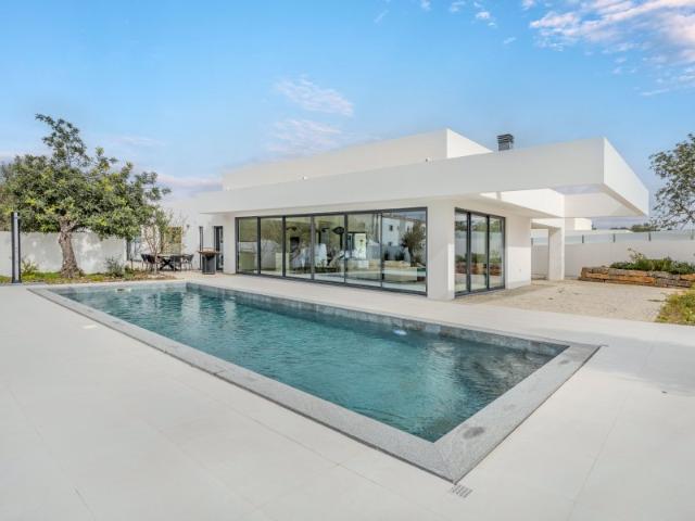 São Brás de Alportel Moradia V4 de estilo contemporâneo