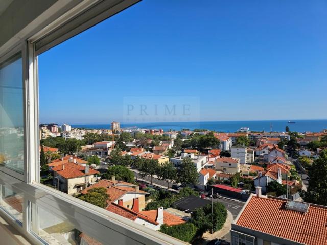 SÃO JOÃO ESTORIL APARTAMENTO T2 COM VISTA ESPECTACULAR DE MAR ANDAR ALTO