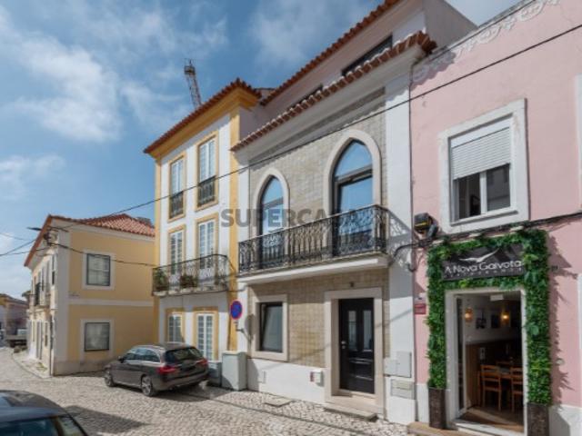 Moradia de charmeT5 em São Martinho do Porto