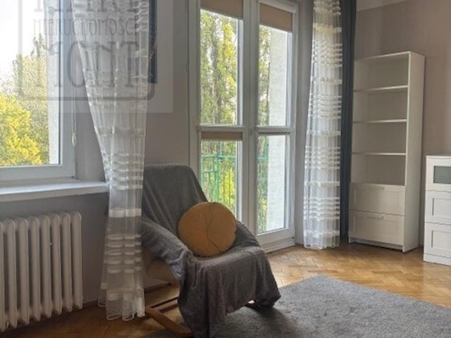 Słodowiec, kawalerka z osobną kuchnią i balkonem