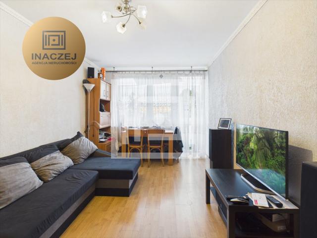 Słoneczne 46 m² w kultowym Falowcu z balkonem i pełnym wyposażeniem