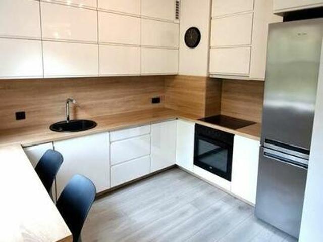 Słoneczne, ciepłe mieszkanie 50 m2, parking, balkon, piwnica