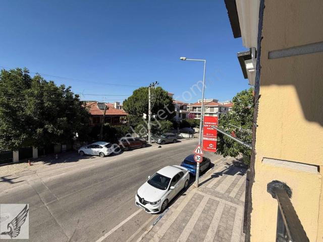 Sığacıkta Müstakil Tatında 1+1ferah Daire