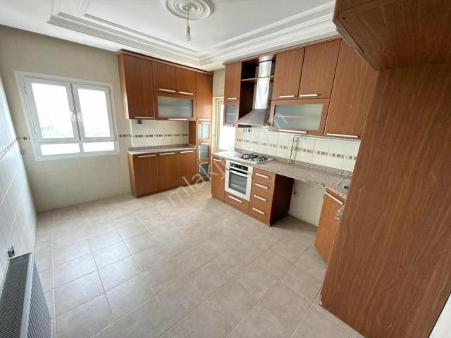 S.demirel Bulvarı Gündoğdu Okulları Civ.3+1 Doğalgazlı Kiralık