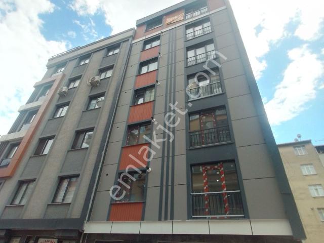 S.evler Merkez'de Metro Metrobüse 4dk.yeni Binada Sıfır 2+1 80m2 Net Satılık Fırsat Daire