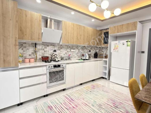 S E Z E R Gayrimenkul'den Kiralık 3+1 Daire