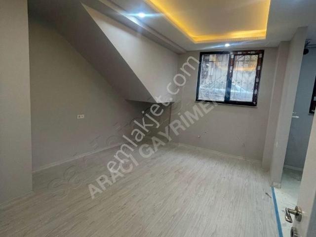 Sıfır 2+1 Caddeye Yakın Kupon Daire