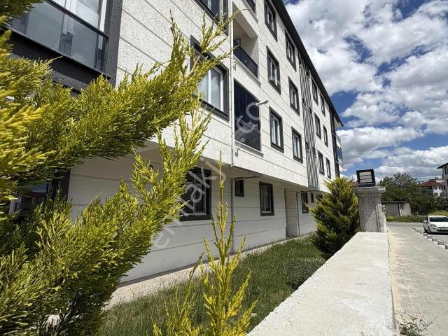 Sıfır 2+1 Ebeveyn Banyolu Ara Kat Kullanışlı Daire !