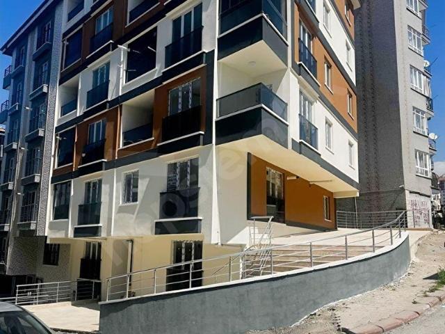 Sıfır Yeni Binada Yerden Isıtmalı 2+1