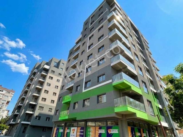 Sıfır Binada kullanışlı Kat Planı, Çift Banyolu geniş 3+1 Daire