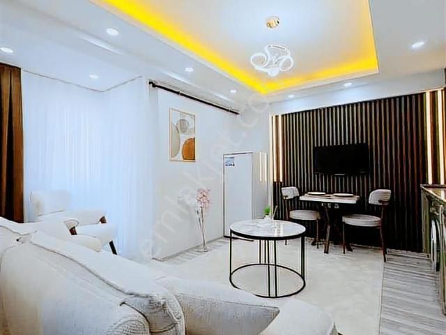 Sıfır Eşyalı Önü Açık Asansörlü Cadde Üstü 1+1 Stüdyo Dairemiz