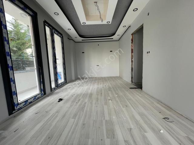 Sıfır Mustafapaşa 2+1 Asans.iskanlı 85m² Fırsat Ön Cephe !