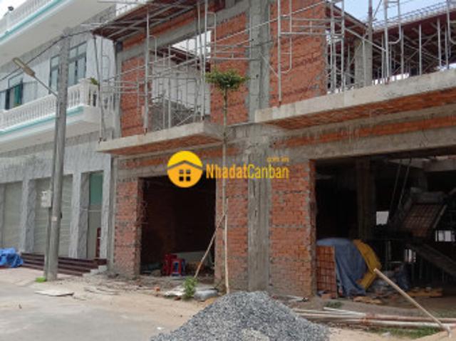 Sở hữu nhà thô giá rẻ tại khu nhà phố thiết kế châu âu