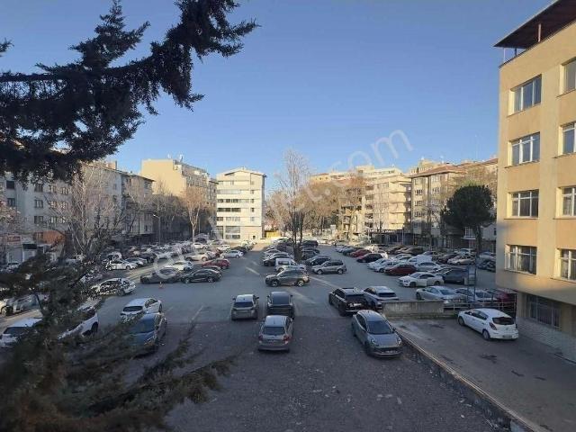 Sıhıye Merkez De Kiralık Katta Asansörlü